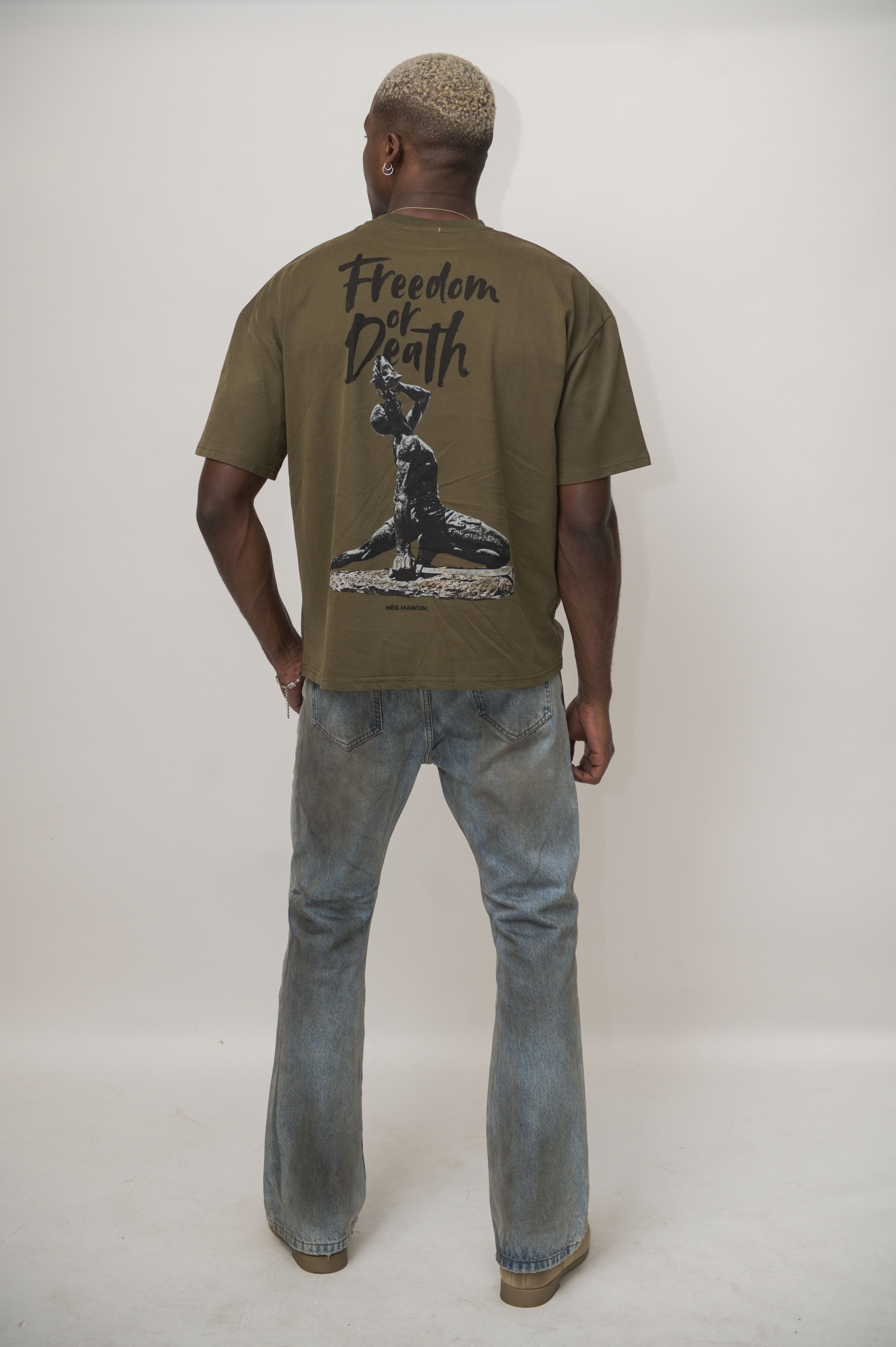 Men’s Fitted Flare Jeans