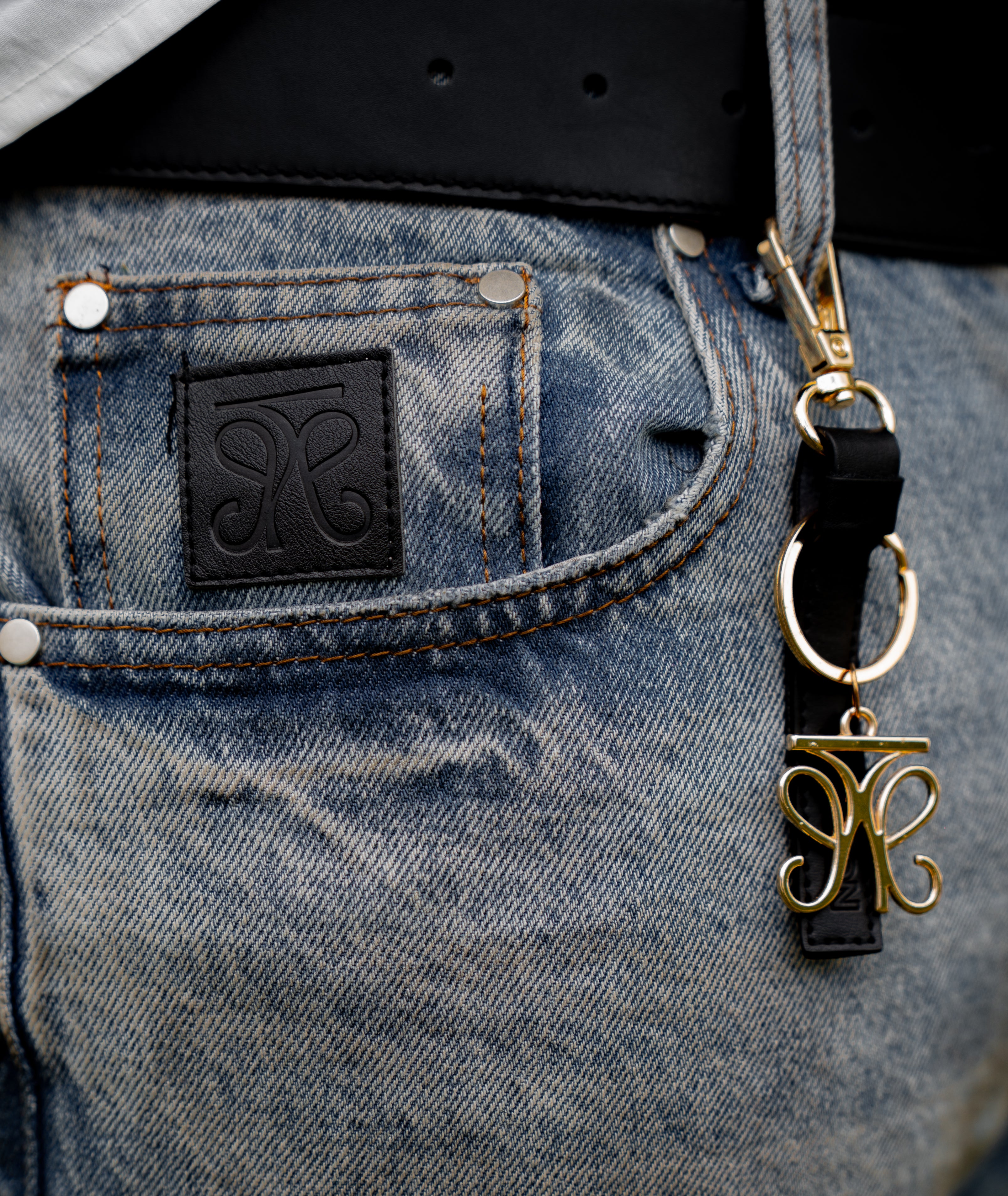 Men’s Fitted Flare Jeans